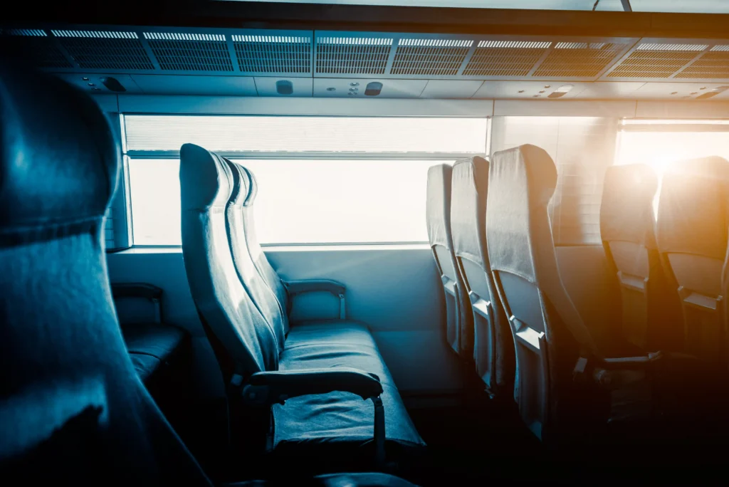 asientos-vacios-ventana-tren